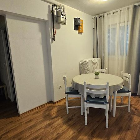 Apartman Mix2 Zagreb - Maksimir Kbc Rebro Exterior foto